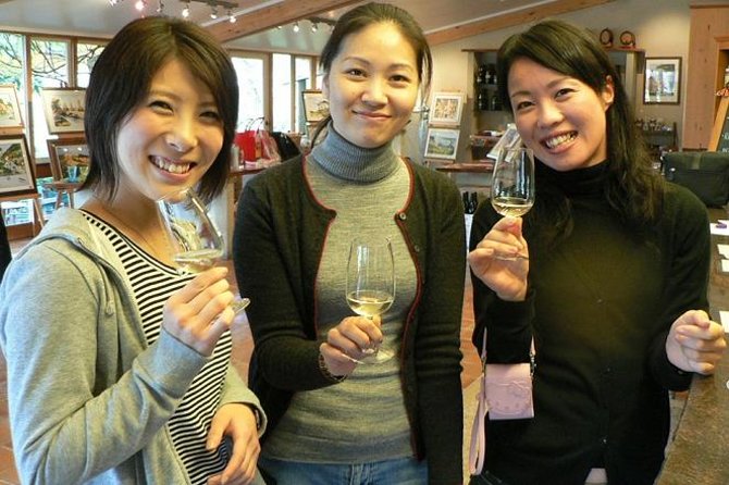 Auckland Shore Excursion: West Coast Wineries Tour - Included Experiences