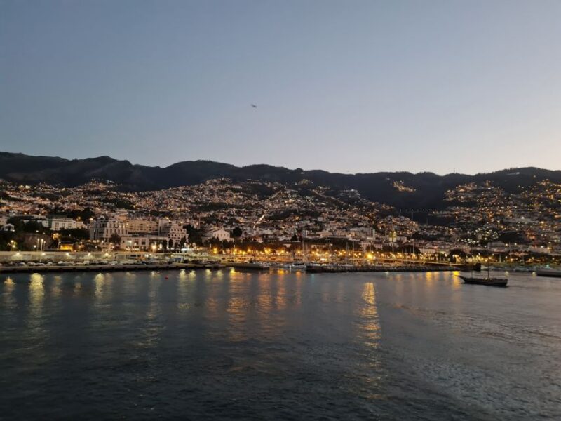Audio Guide Citywalk Funchal for Cruise Guests - Smartphone and Validity