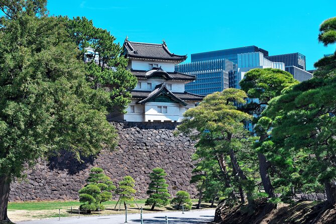 Audio Guide Tour in The East Gardens of the Imperial Palace - Operating Hours