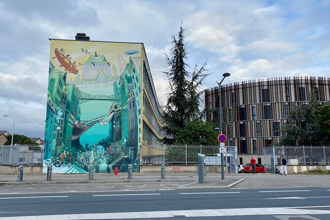 Audio-Guided Tour of the United States Quarter and Painted Walls - Meeting and End Points