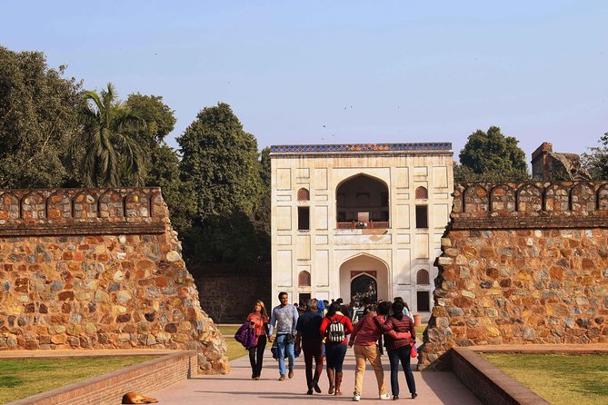Audio Guided Walk of Humayuns Tomb & Nizammudin Basti, Delhi on HopOn India App - Discovering Nizamuddin Basti