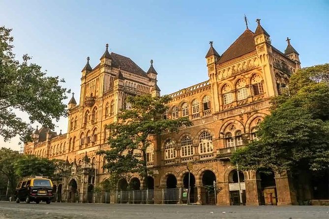 Audio Guided Walking Tour on HopOn India App – From Gateway to Fountain, Mumbai - Exploring Mumbais Landmarks