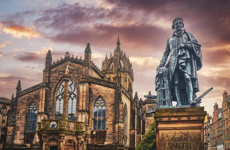 Audio Tour Royal Mile: From the Castle to the Tron Kirk - Accessing the Audio Tour