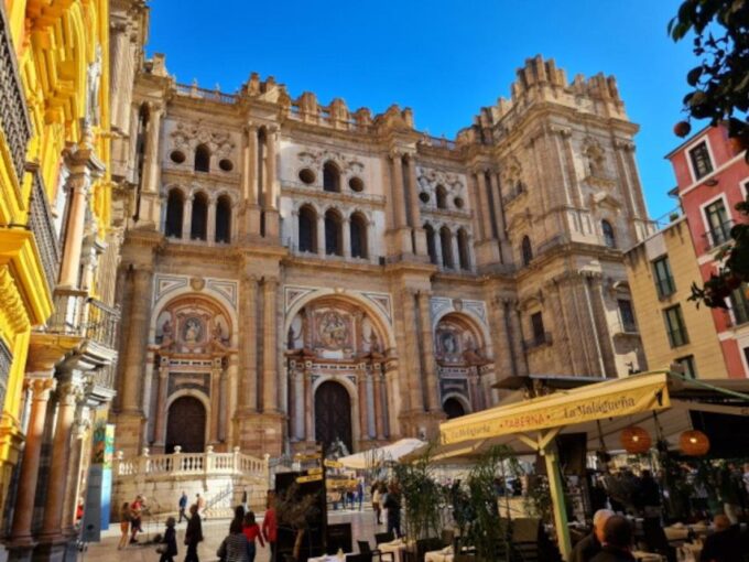 Audioguide City Walk Malaga for Cruises (German & English) - Contact and Booking