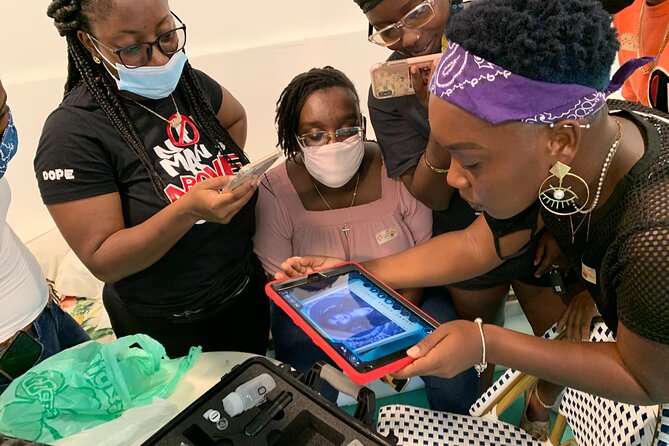 Augmented Reality Secret Agent Treasure Hunt in St Thomas - Hidden Treasure and Vaccine Mission