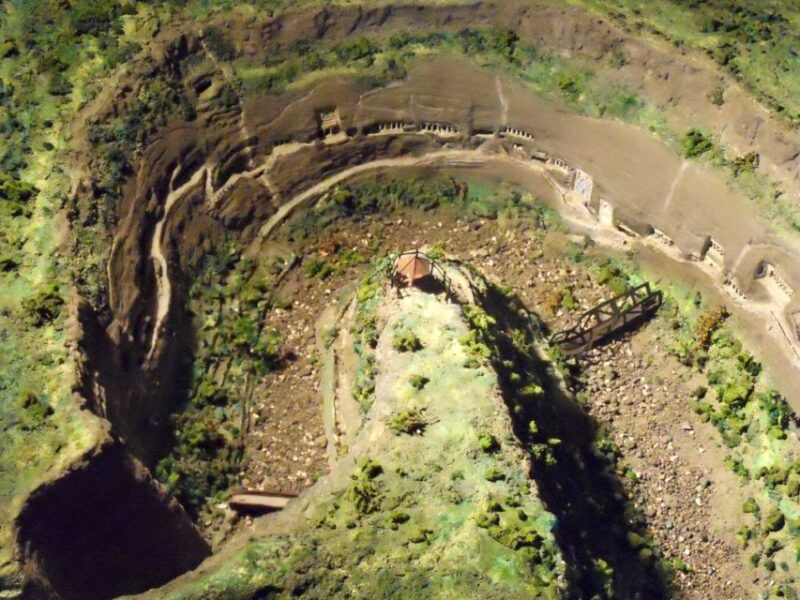 Aurangabad: Ajanta and Ellora Caves Private Day Tour - Ajanta Caves Exploration