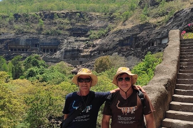 Aurangabad, Ajanta and Ellora Caves Tour (3 Days) - Discovering Ellora Caves