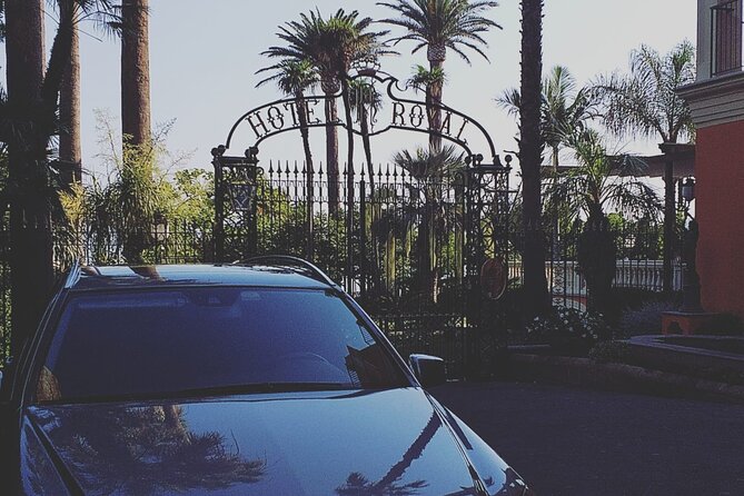 Aurora Car Service Transfer Private From Positano to Naples or Viceversa - Pickup and Drop-off