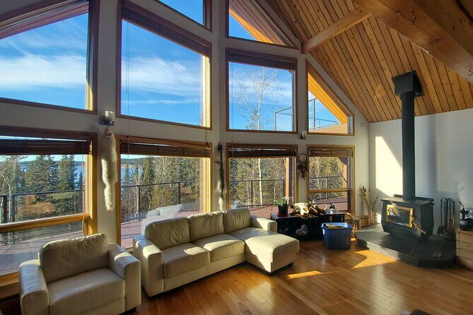 Aurora Chasing + Aurora Lodge - Key Points