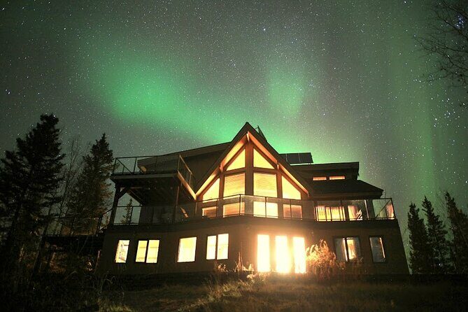 Aurora Chasing + Aurora Lodge - An In-Depth Look at the Aurora Chasing + Lodge Experience