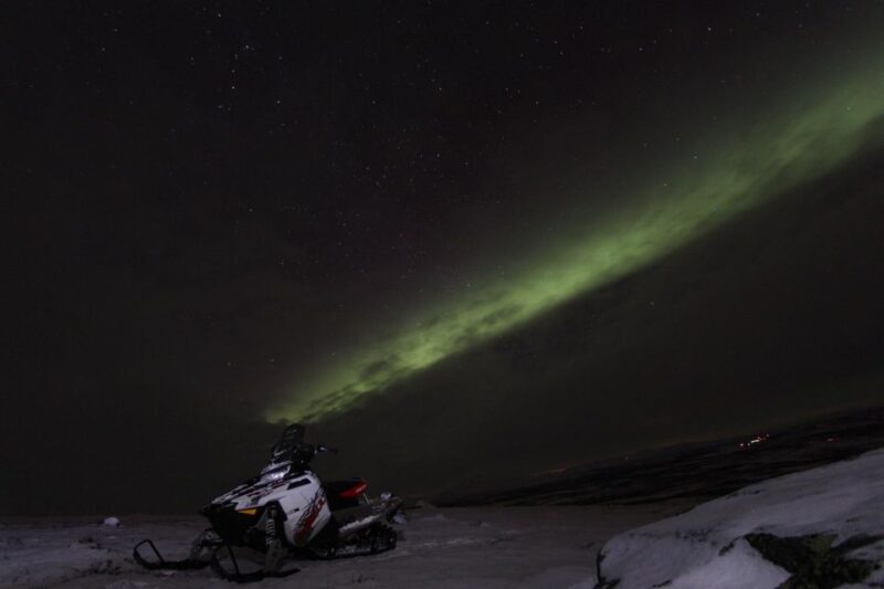 Aurora Hunt on Snowmobile - Small Groups - Frequently Asked Questions