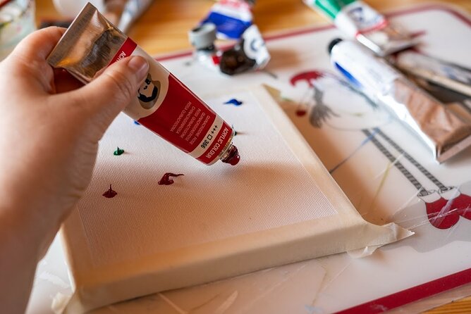 Aurora Painting Workshop - Inclusions and Amenities