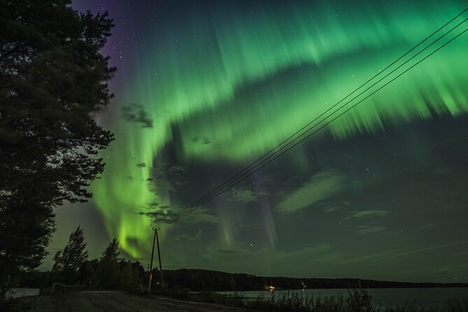 Aurora Photography Hunting Experience in Rovaniemi - Campfire and Sausages