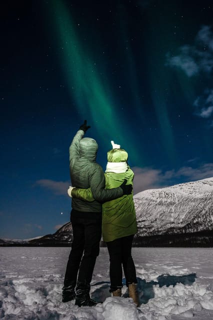 Aurora With Campfire - Boukersen Heim Guests Only - Key Points