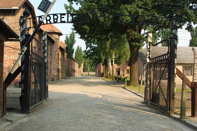 Auschwitz and Birkenau Round-Trip Transfer Premium From Krakow - Inclusions and Amenities