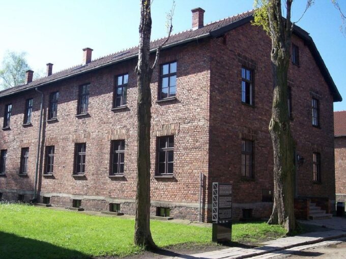 Auschwitz-Birkenau and Krakow Private Car Trip From Katowice - Cancellation and Refund Policy