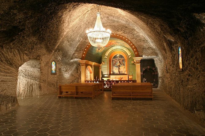 Auschwitz- Birkenau and Salt Mine in Wieliczka in One Day With Private Transport - Tour Schedule