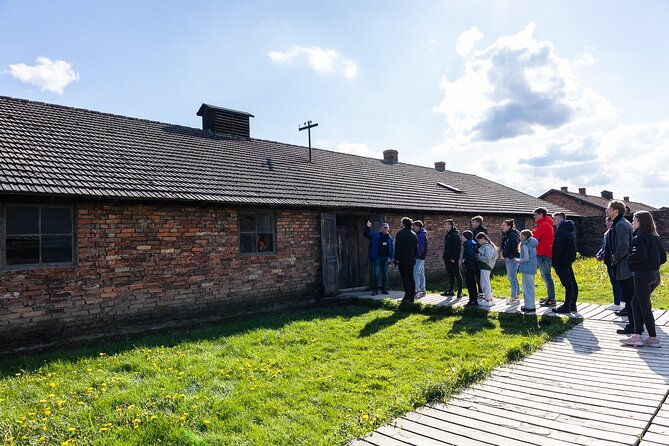 Auschwitz Birkenau Guided Tour From Krakow and Transfer Options - Group Size