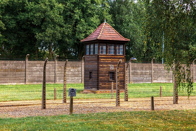 Auschwitz-Birkenau Guided Tour From Krakow Including Lunch - Customer Reviews and Feedback