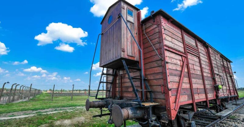 Auschwitz-Birkenau: Guided Tour With Fast Track Ticket - Experience and Highlights