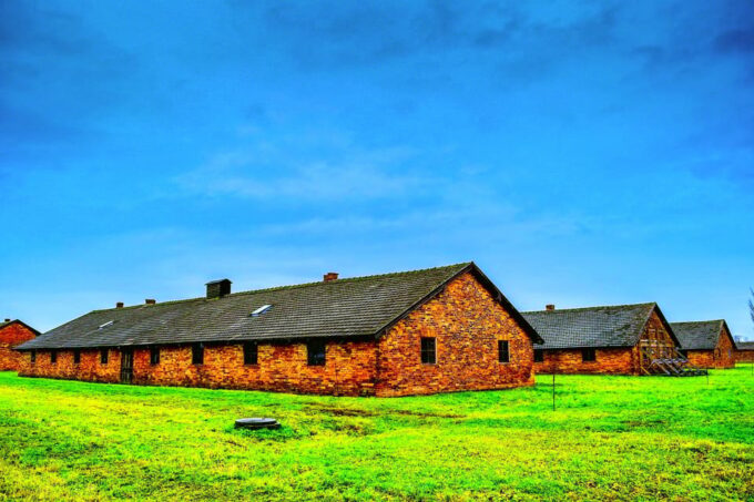 Auschwitz-Birkenau: Guided Tour With Fast Track Ticket - Tour Logistics