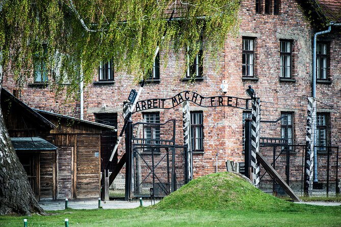 Auschwitz & Birkenau: Live-Guided Tour With Transportation and Hotel Pickup - Safety and Accessibility