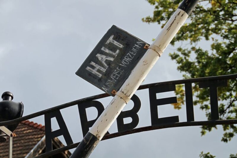 Auschwitz-Birkenau: Memorial Entry Ticket and Guided Tour - Key Sites and Highlights