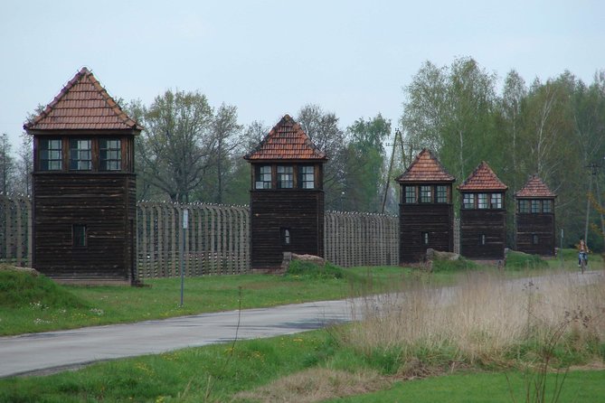 Auschwitz - Birkenau Museum and Memorial Private Tour - Inclusions and Expectations