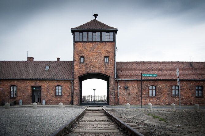 Auschwitz - Birkenau Private, 6-hr Study Tour - Accessibility and Requirements