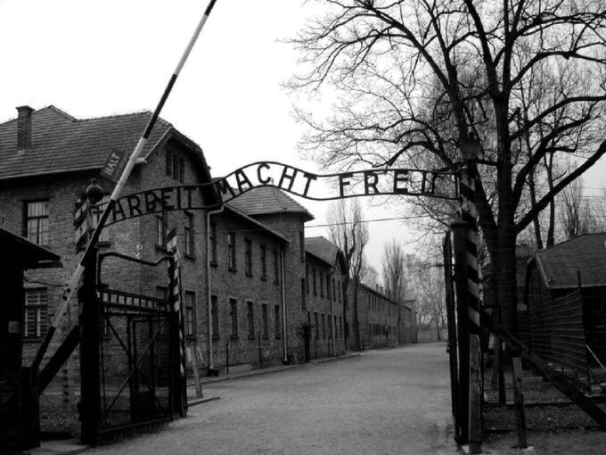 Auschwitz-Birkenau & Salt Mine Tour in One Day From Krakow - Frequently Asked Questions