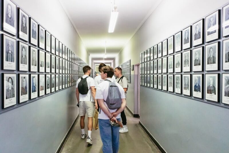 Auschwitz-Birkenau: Skip-the-Line Entry Ticket & Guided Tour - Customer Ratings and Feedback