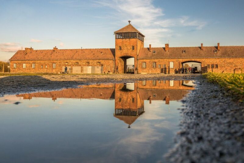 Auschwitz-Birkenau: Skip-the-Line Entry Ticket & Guided Tour - Passing Through Arbeit Macht Frei Gate