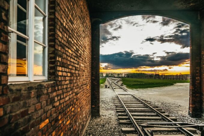 Auschwitz-Birkenau: Skip-the-Line Entry Ticket & Guided Tour - Tour Inclusions and Exclusions