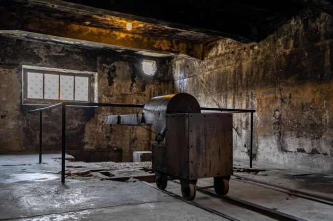Auschwitz-Birkenau: Skip-the-Line Ticket and Guided Tour - Customer Ratings and Reviews