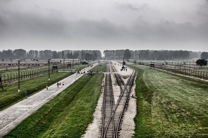 Auschwitz-Birkenau - Skip the Line Tickets - Getting to the Site