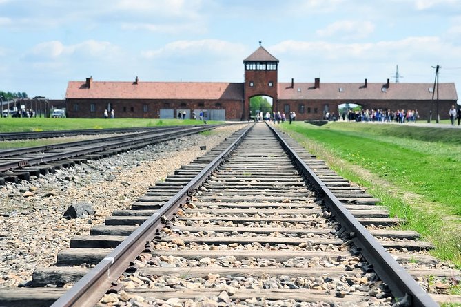 Auschwitz-Birkenau Tour Guide Including Lunch - WWII Historical Significance
