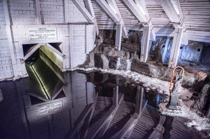 Auschwitz-Birkenau & Wieliczka Salt Mine: Day Tour & Lunch - Transportation and Accessibility