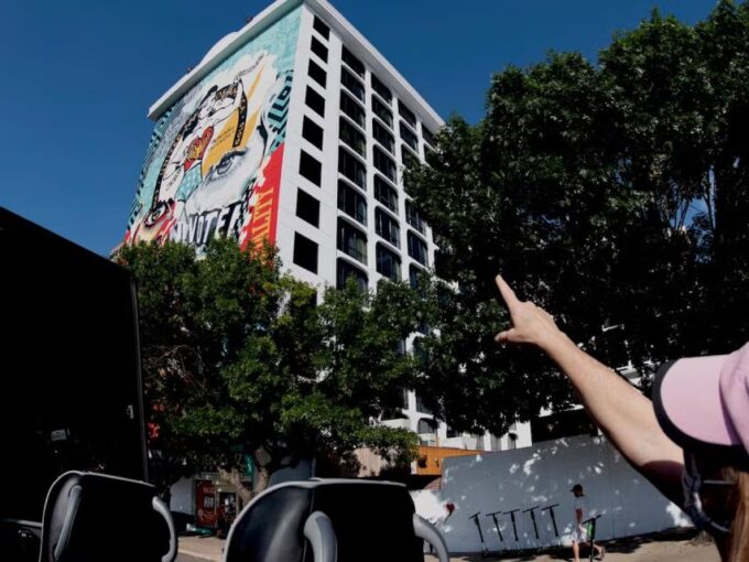 Austin: Arts + Architecture City Tour - Adult Accompaniment