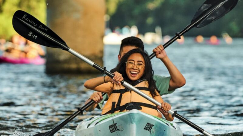 Austin: Congress Avenue Sunset Bat Kayaking Tour - Experience Highlights