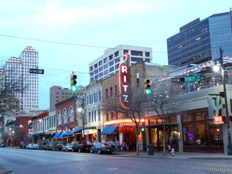 Austin: Downtown Live Music Pub Crawl - Itinerary and Experience