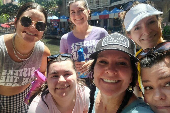 Austin Ghost Scavenger Hunt - Inclusions and Notable Features