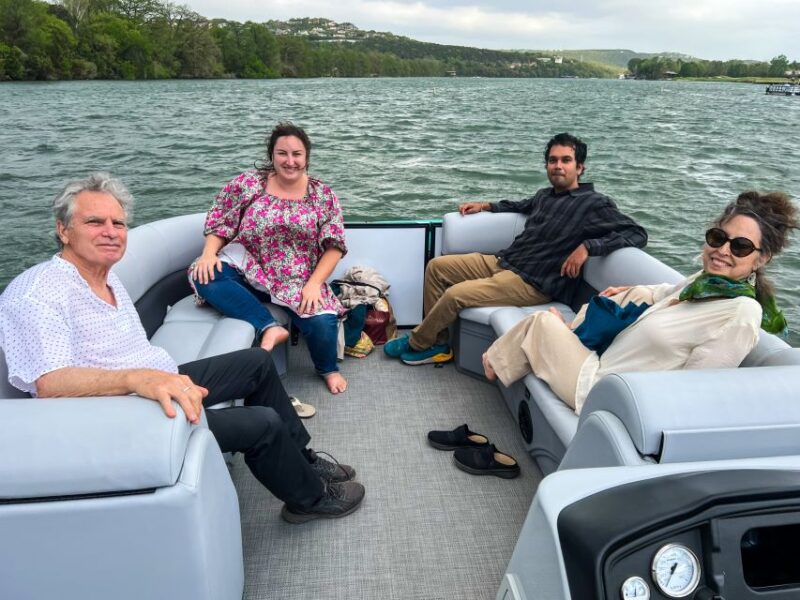 Austin: Lake Austin Guided Boat Tour With Full Sun Shading - Iconic Sights and Photo Opportunities