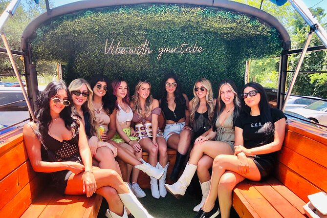Austin Murals & Mimosas Roofless Party Bus Tour and Photoshoot - Accessibility and Inclusion