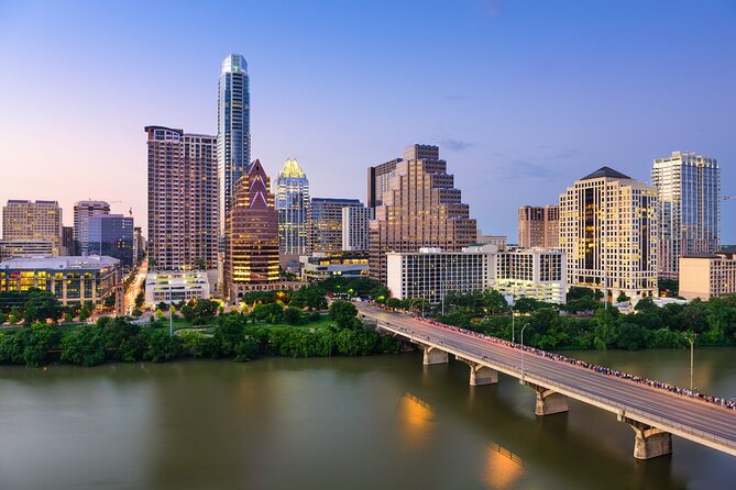 Austin Self-Guided Driving Audio Tour Guide - Navigating the App