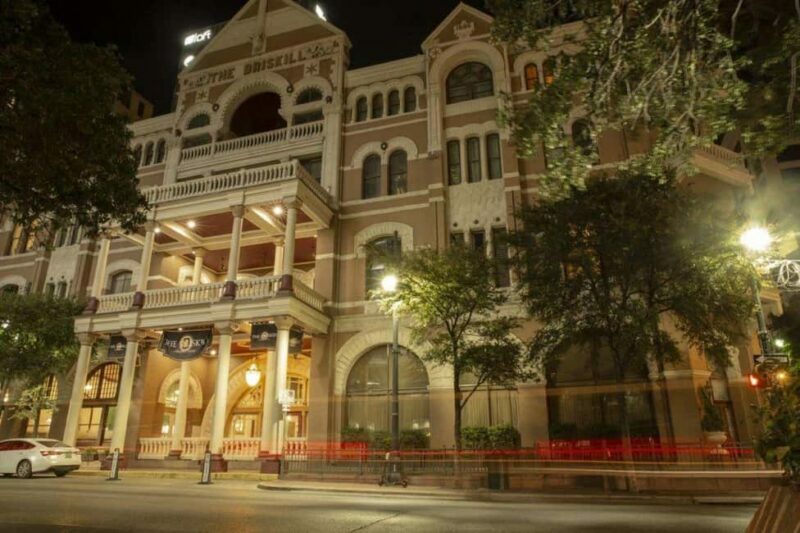 Austins Spirits & Spirits Haunted Pub Crawl - A Detailed Look at the Haunted Pub Crawl Experience