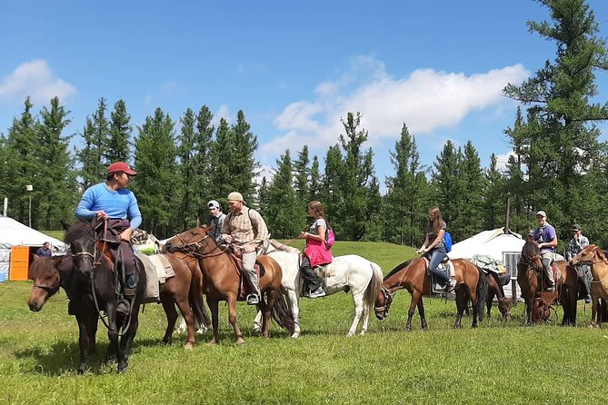 Autentic Mongolia in 5 Full Days - Visiting Undur Ovoot Uul and Tuwkhun Monastery