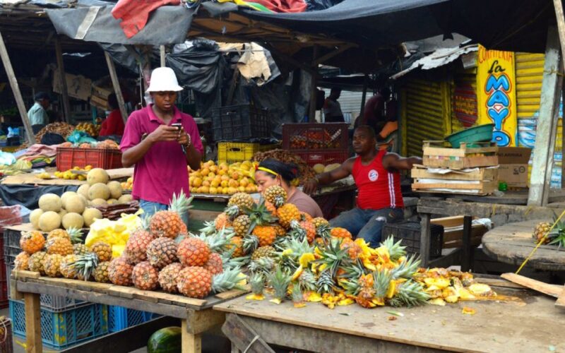 Authentic Bazurto: a Cultural Trip to the Most Famous Market - Starting Location and Transportation