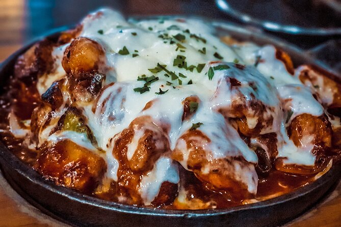 Authentic Chicken & Beer Experience - Accessibility and Participation