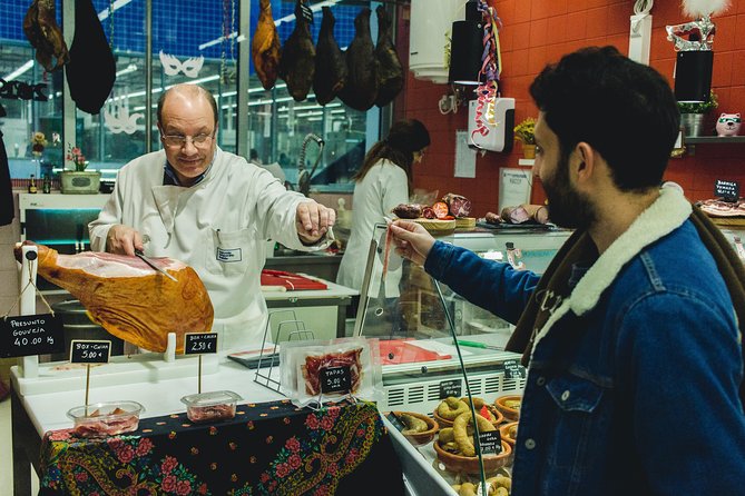 Authentic Food & Wine Tour in Porto by Food Lover Tour - Tour Duration and Meeting Point