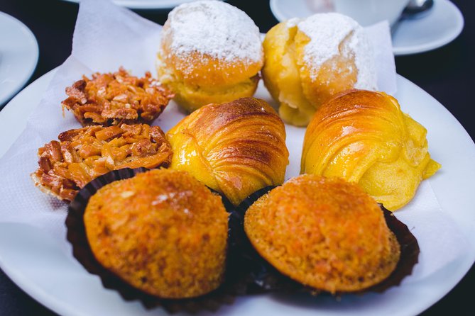 Authentic Food & Wine Tour in Porto by Food Lover Tour - Guided Exploration of Local Market